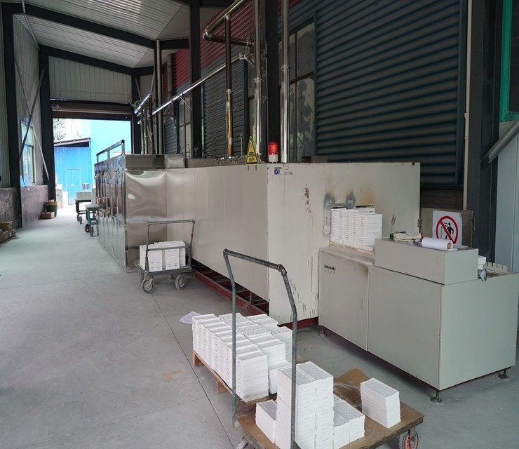 High-temp sintering furnace