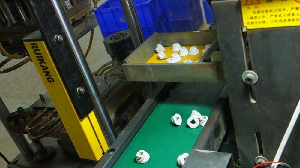 Automatic Hot Press Machine Pressing the Inner Ceramic Burr